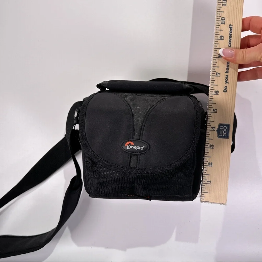 Lowepro Black Messenger Bag